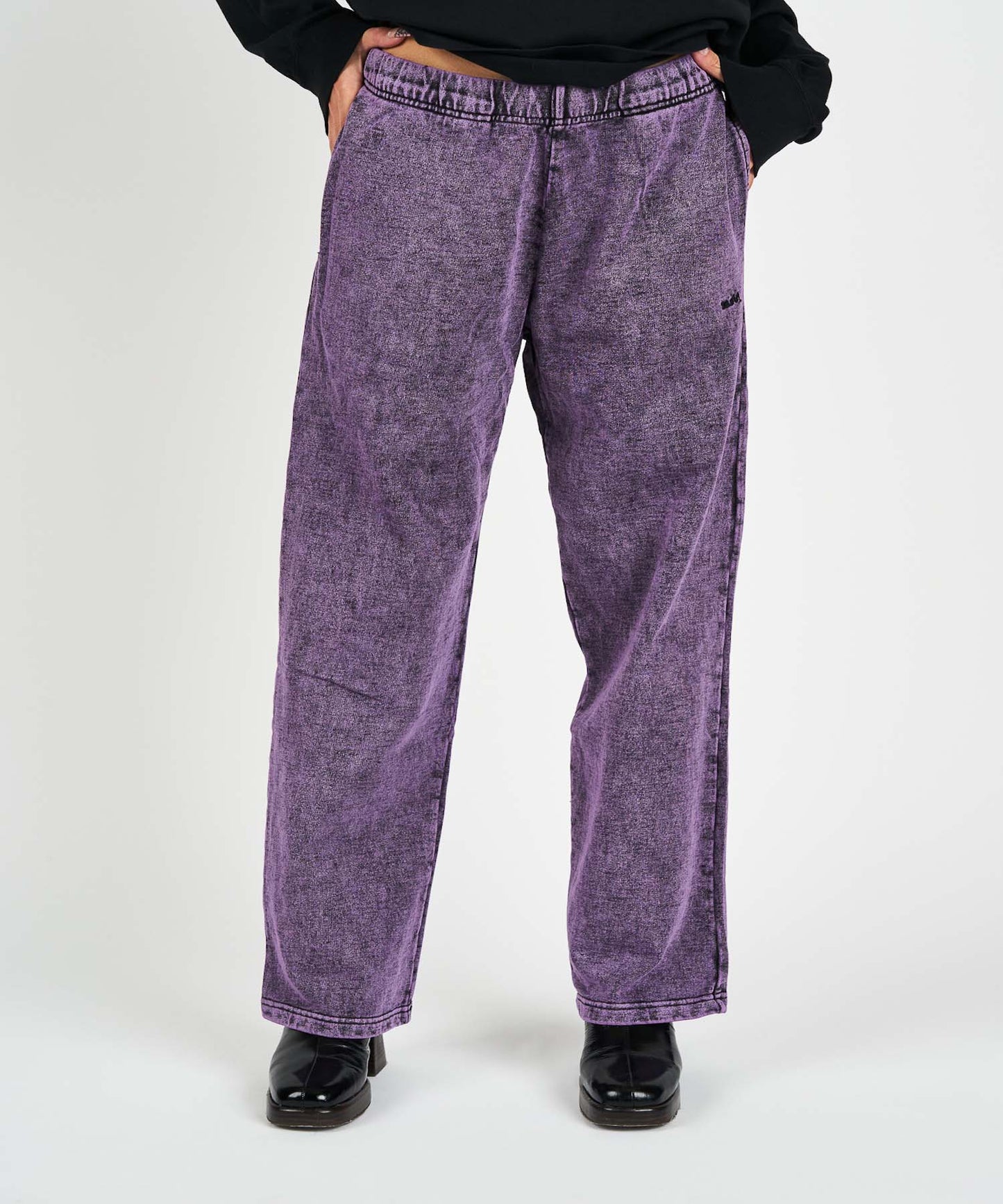 CHEMICAL WASH SWEAT PANTS