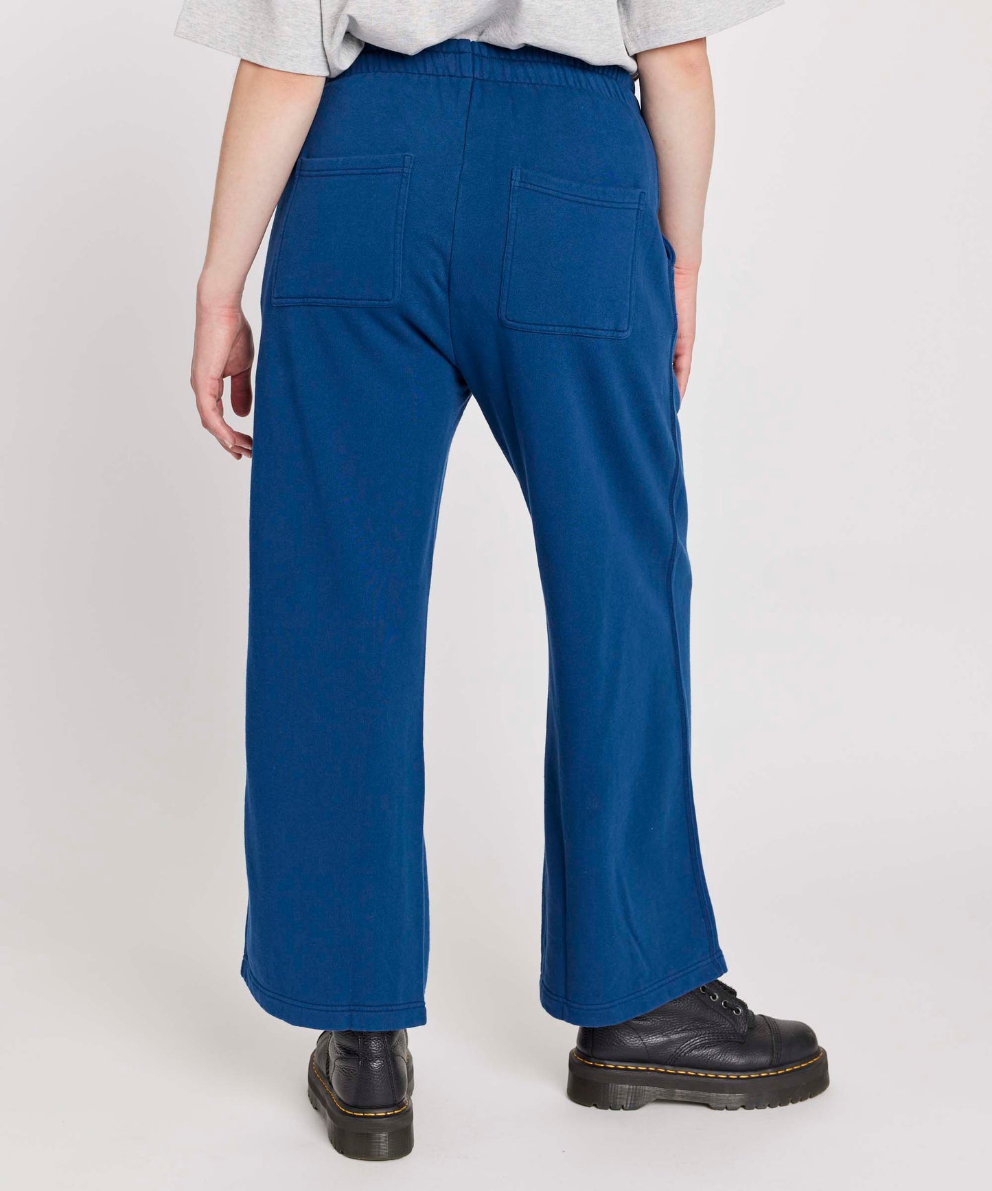 BAGGY SWEAT PANTS