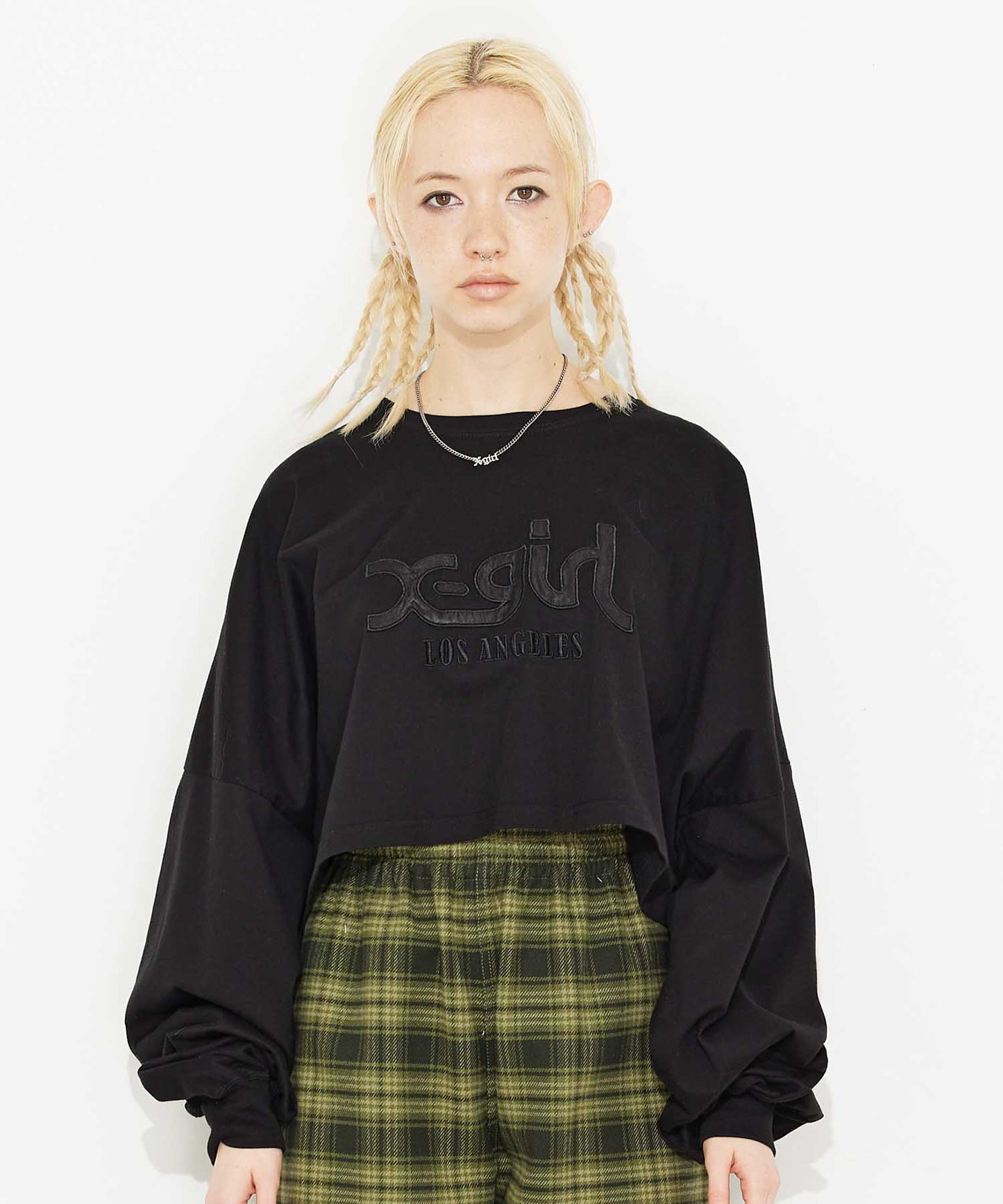 SATIN PATCH L/S WIDE TEE