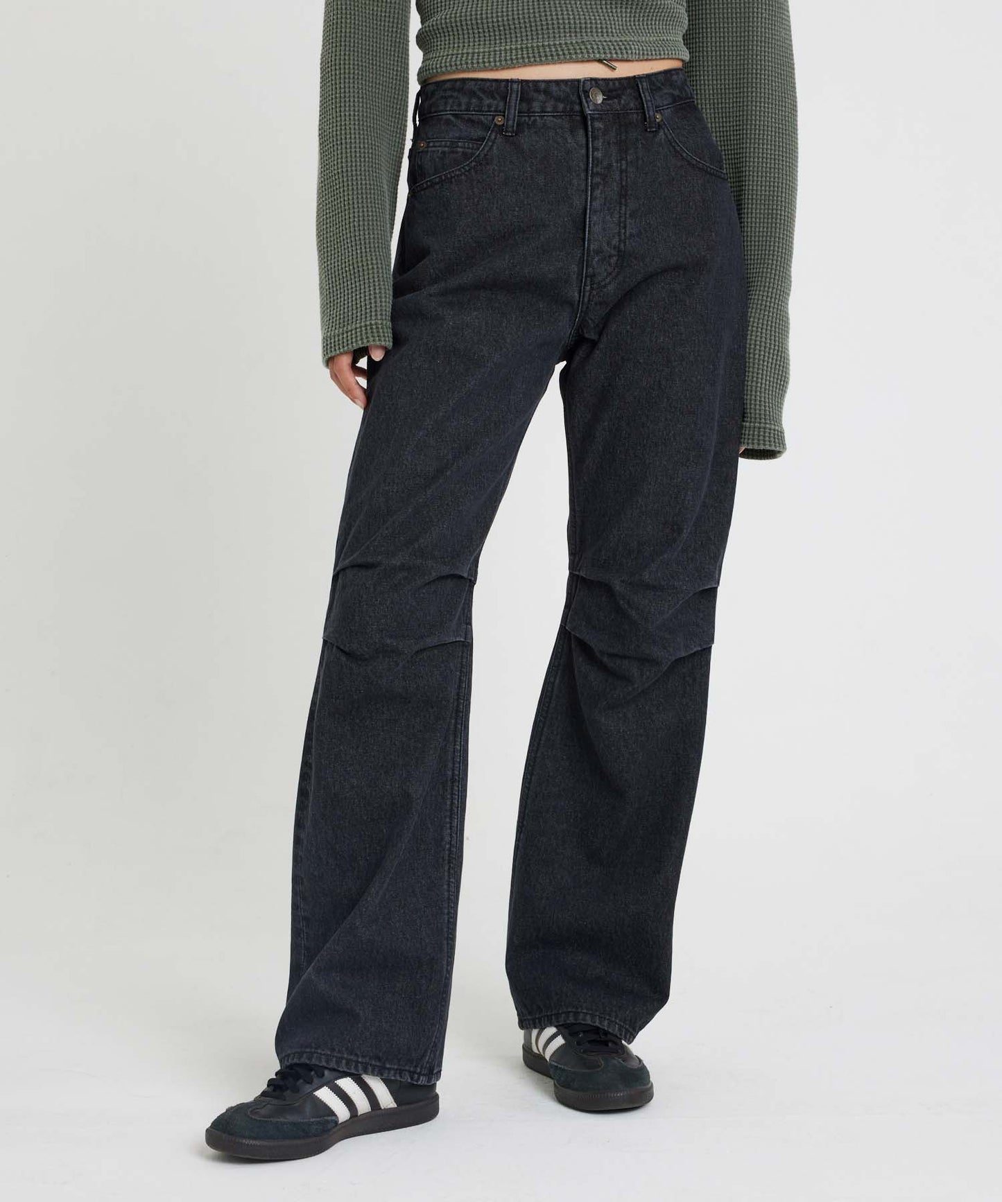 LOOSE FIT DENIM PANTS