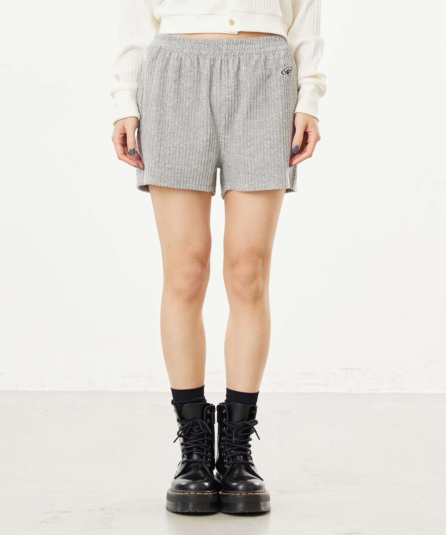 EASY SHORT PANTS