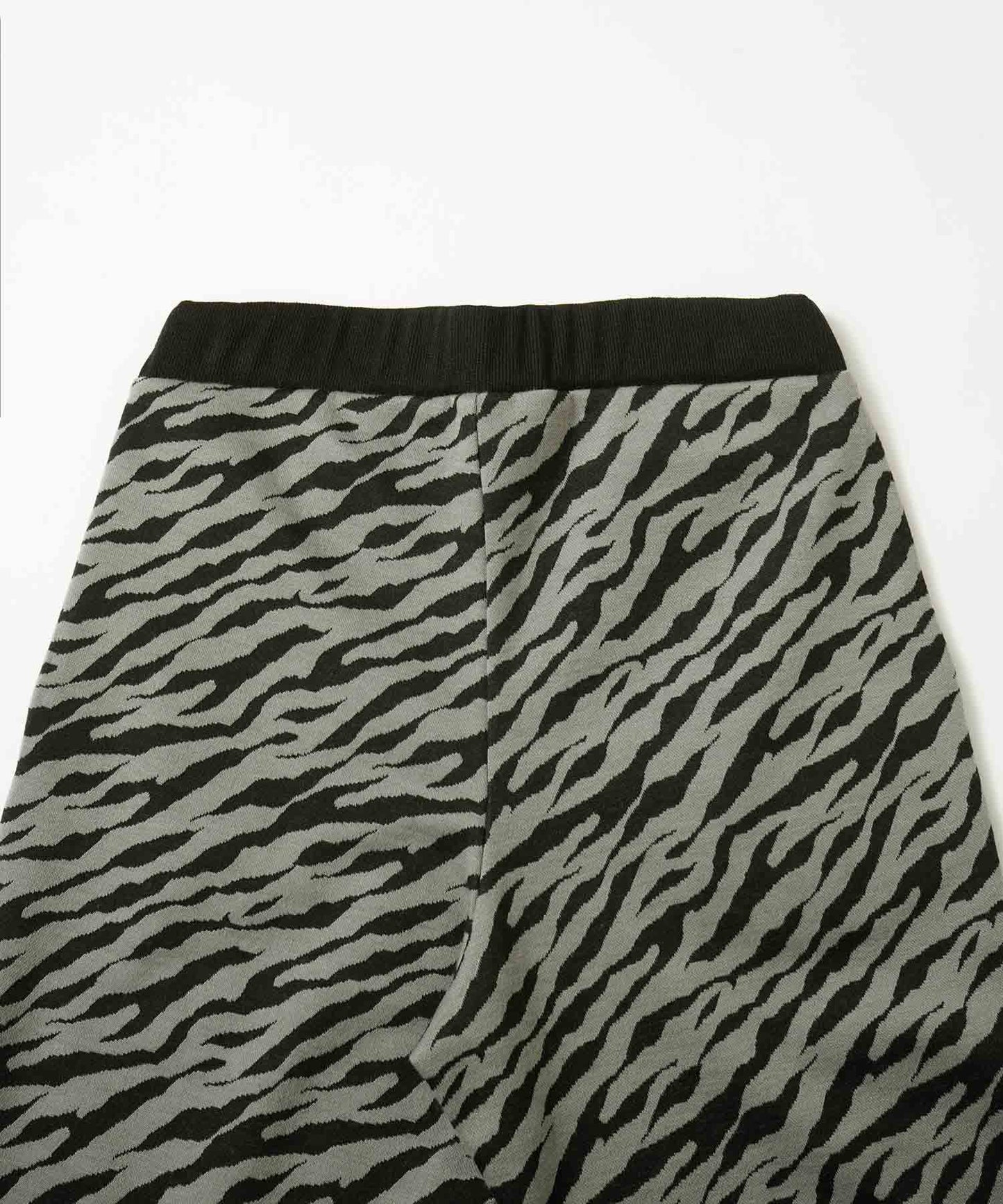ZEBRA PATTERN FLARE PANTS