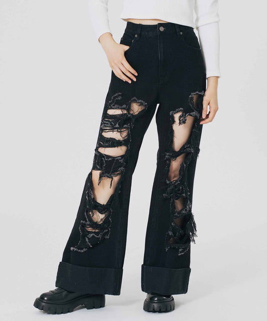DISTRESSED ROLL UP DENIM PANTS