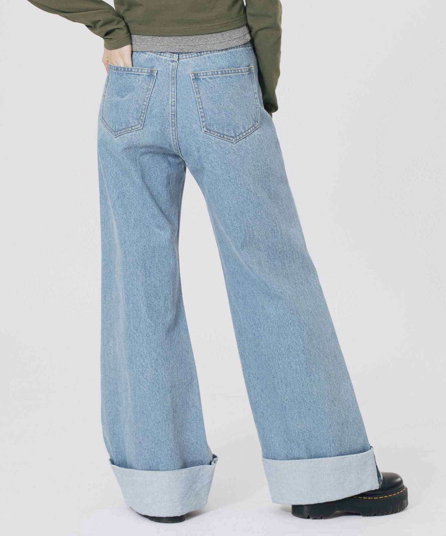 DISTRESSED ROLL UP DENIM PANTS