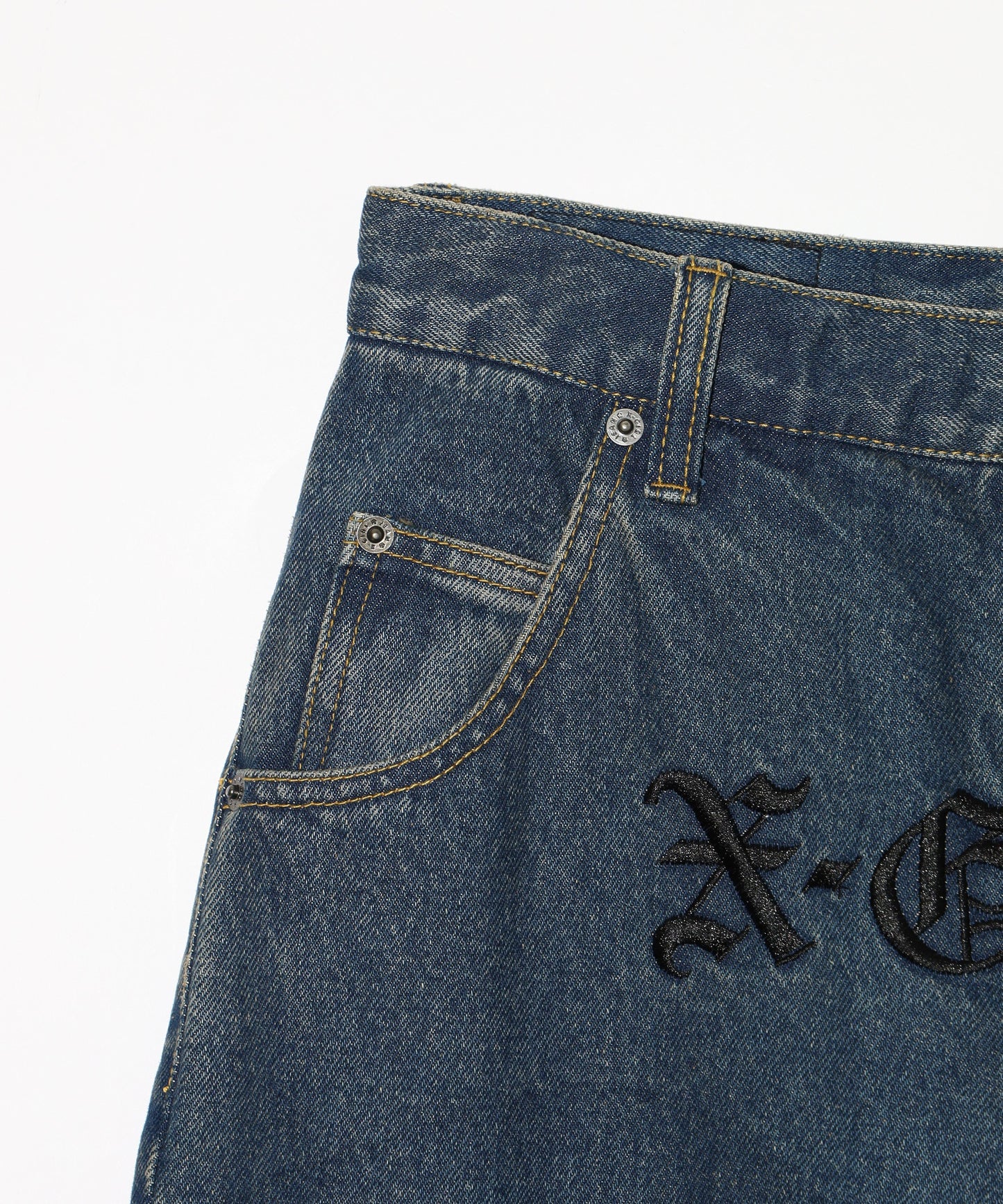 BAGGY DENIM PANTS