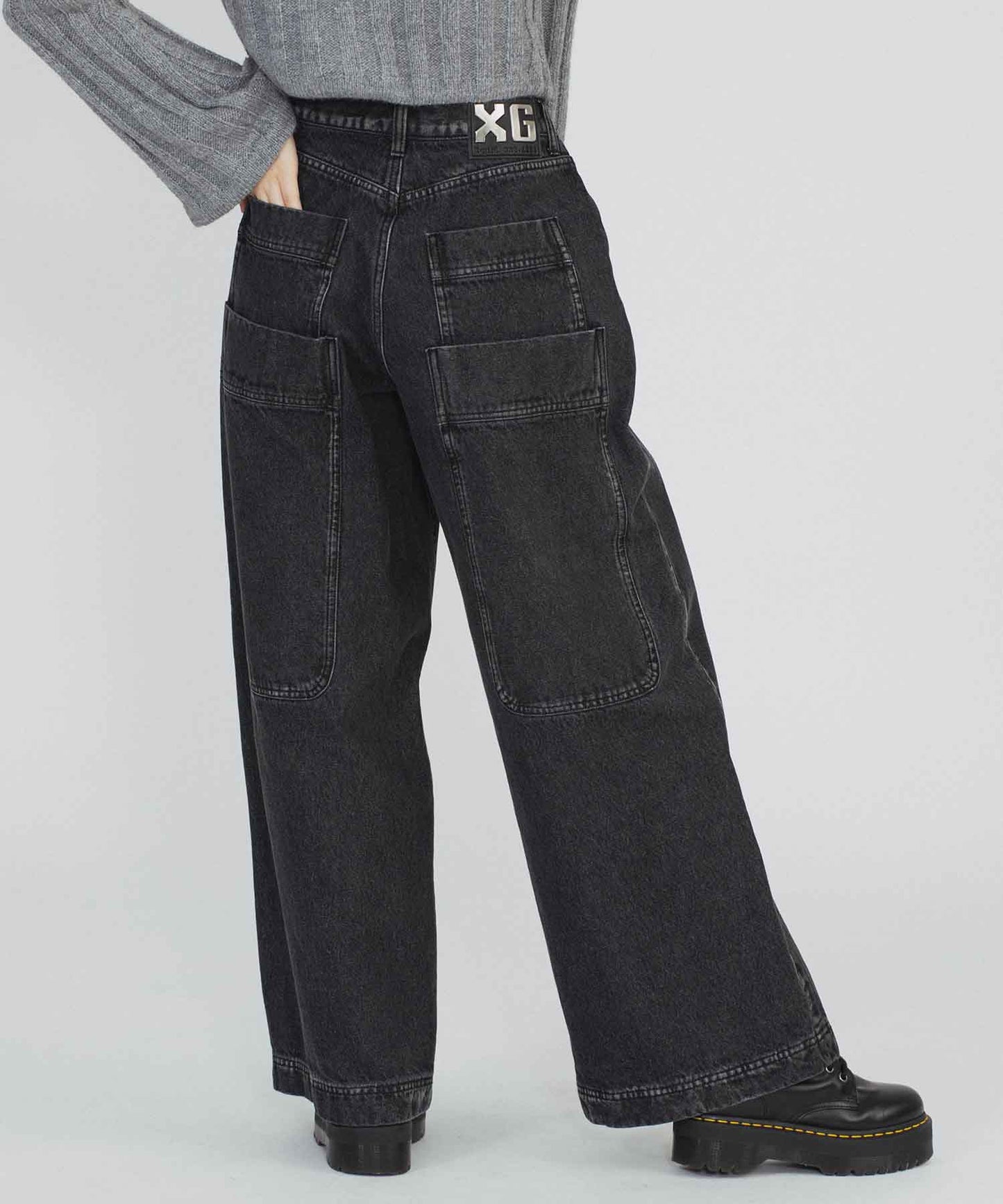 BAGGY DENIM PANTS