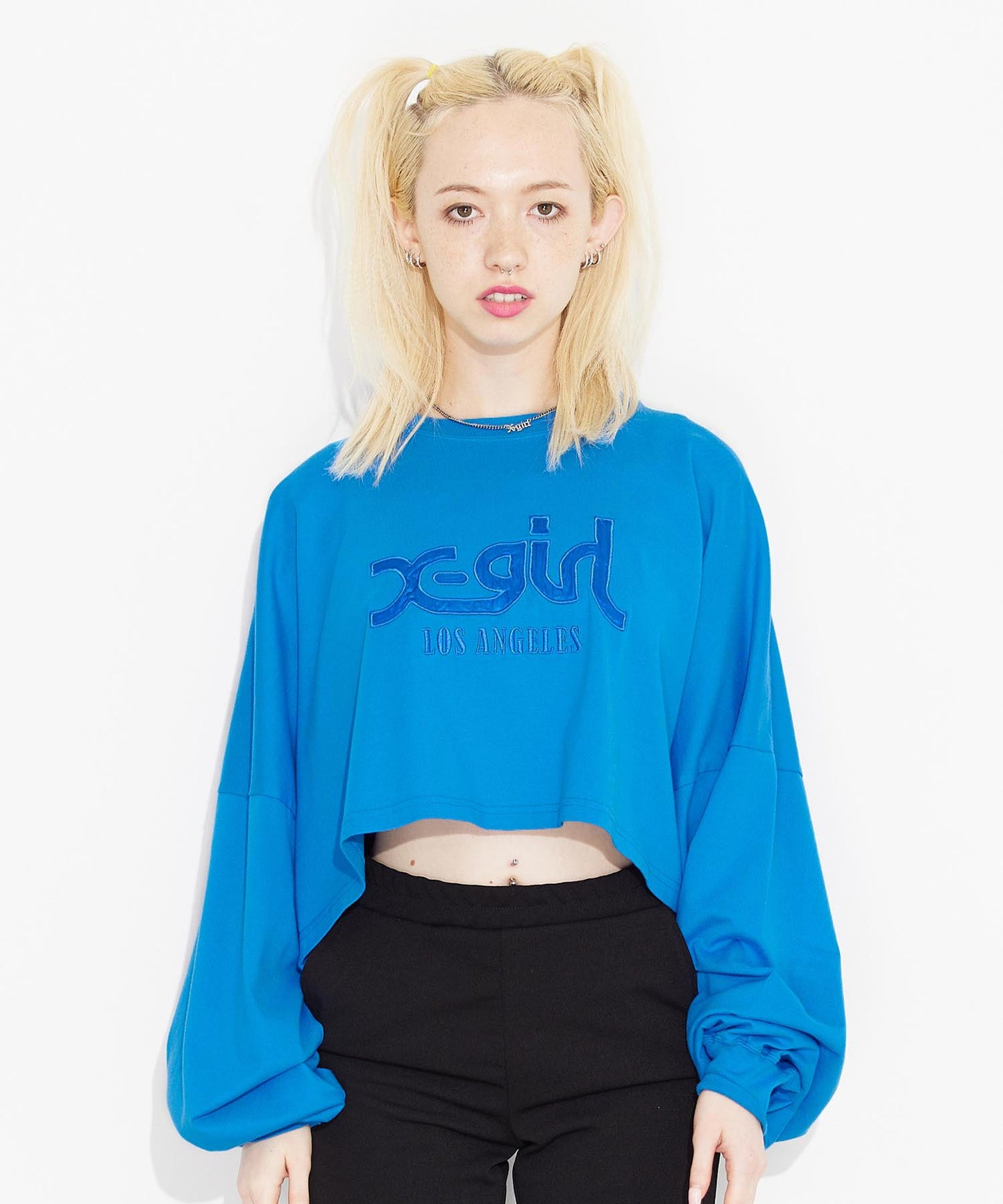 SATIN PATCH L/S WIDE TEE