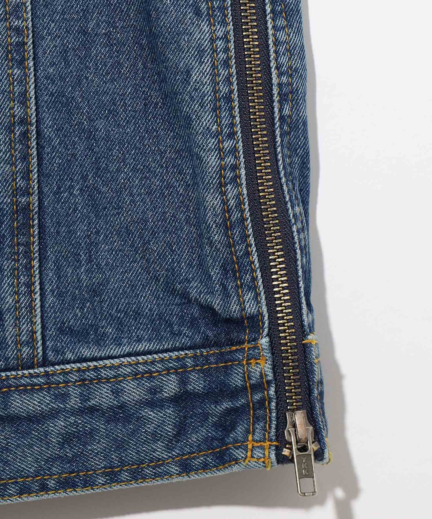 SIDE ZIP DENIM PANTS