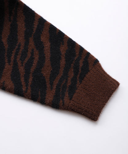 ZEBRA PATTERN OVERSIZED KNIT CARDIGAN