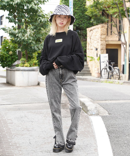 CHEMICAL WASH SIDE SLIT FLARED DENIM PANTS