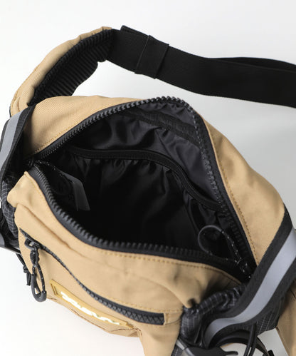 RUBBER BOX LOGO HIP BAG