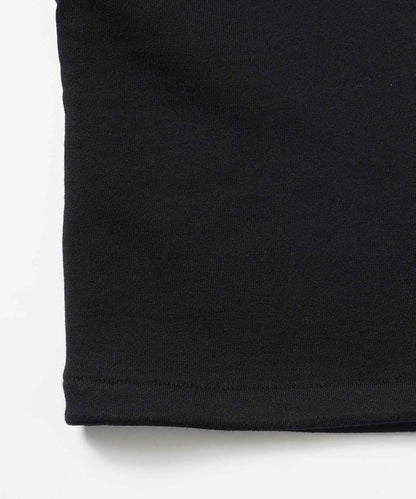 CONTRAST LINE CROPPED SWEAT TOP
