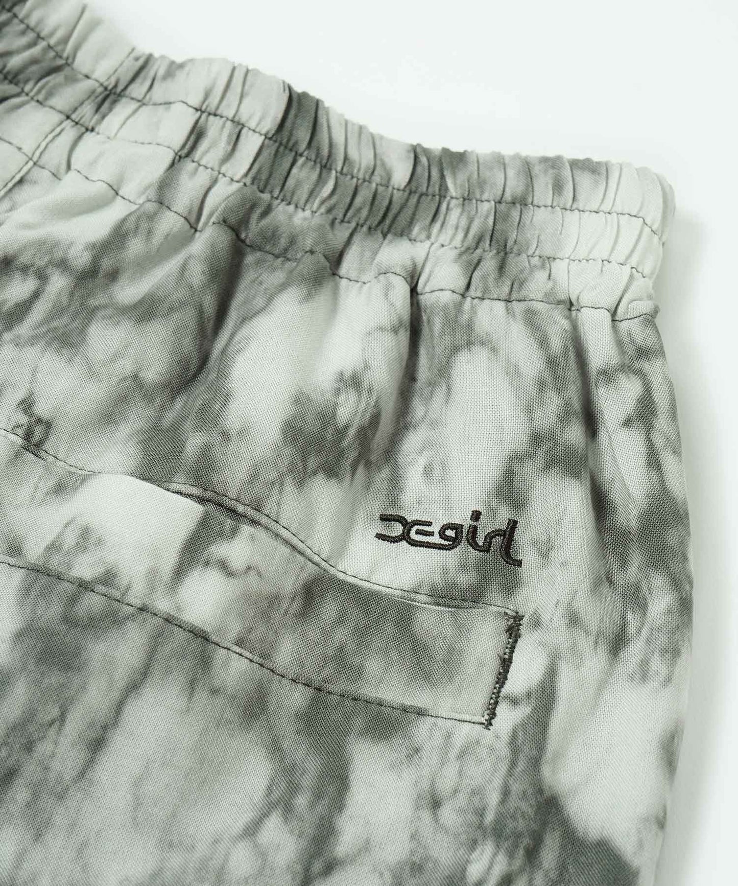 MARBLE PRINT SHORT PANTS