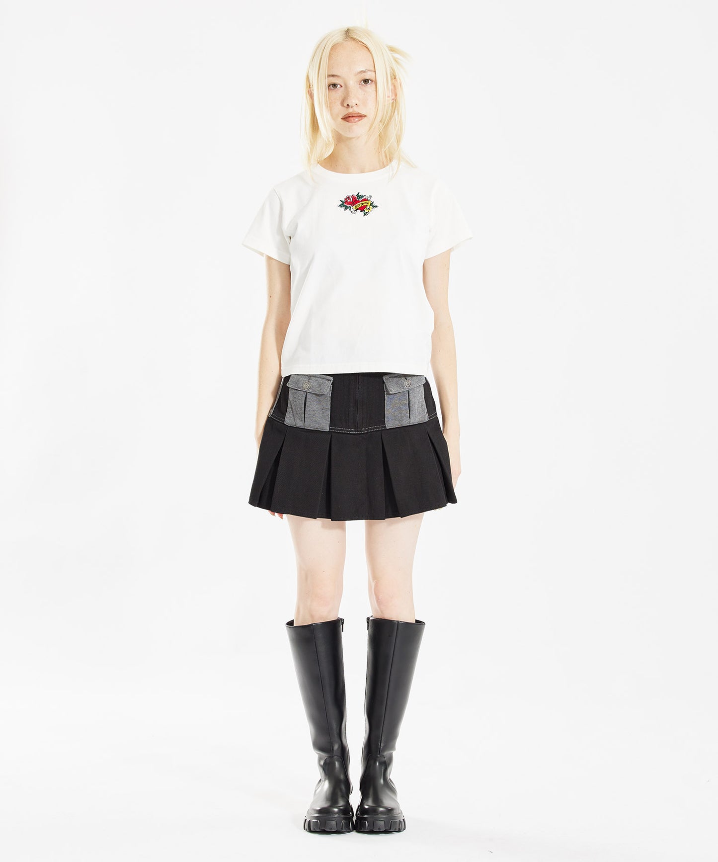 ROSE HEART EMBROIDERY S/S BABY TEE