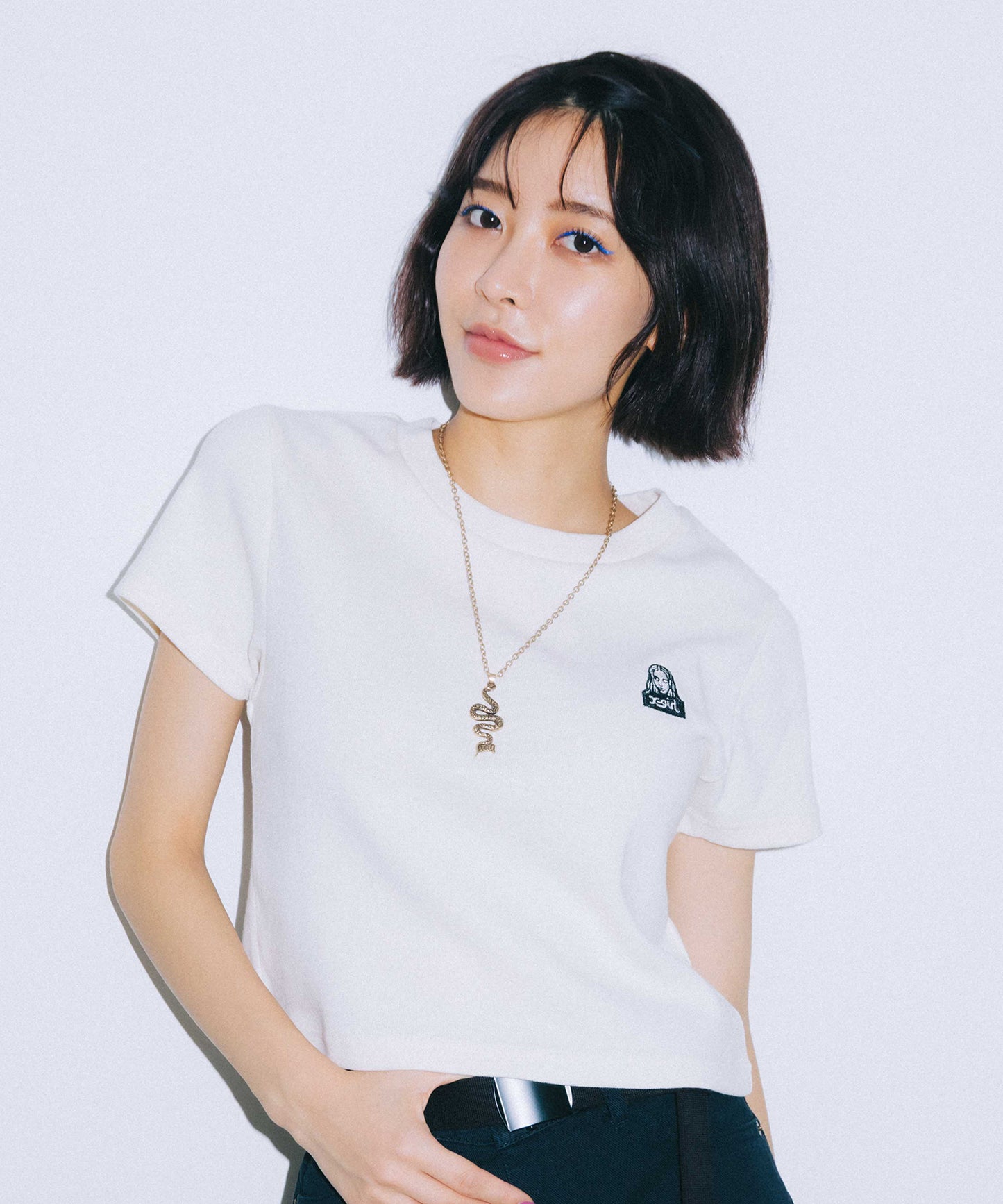 FACE COMPACT S/S TEE
