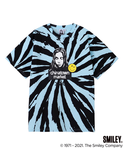 X-girl × CHINATOWN MARKET WINKY FACE S/S TEE