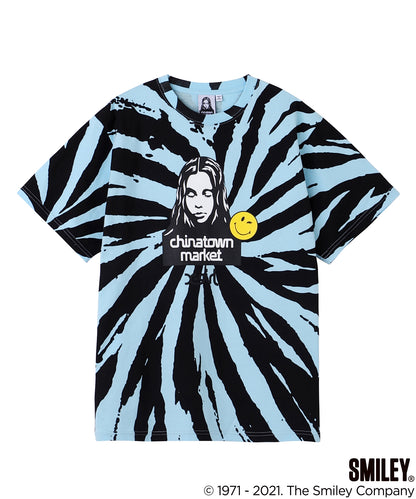 X-girl × CHINATOWN MARKET WINKY FACE S/S TEE