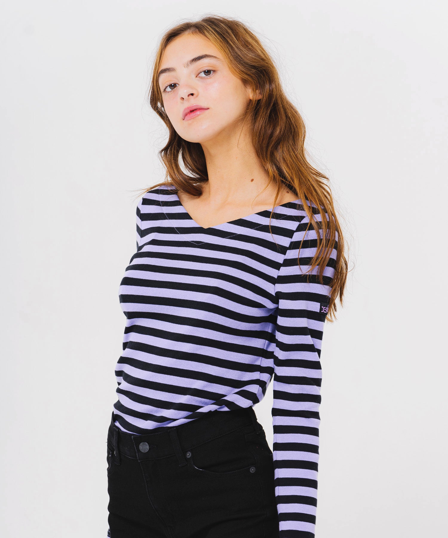 V-NECK STRIPED TOP - X-girl