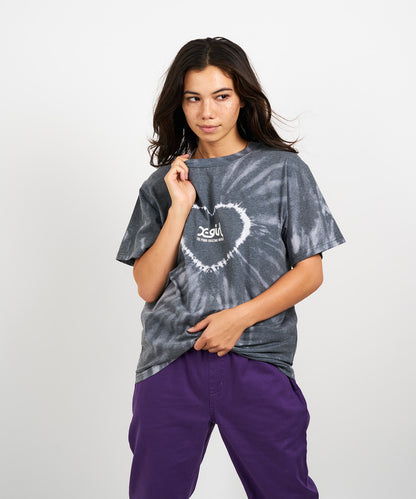 HEART TIE-DYE S/S TEE