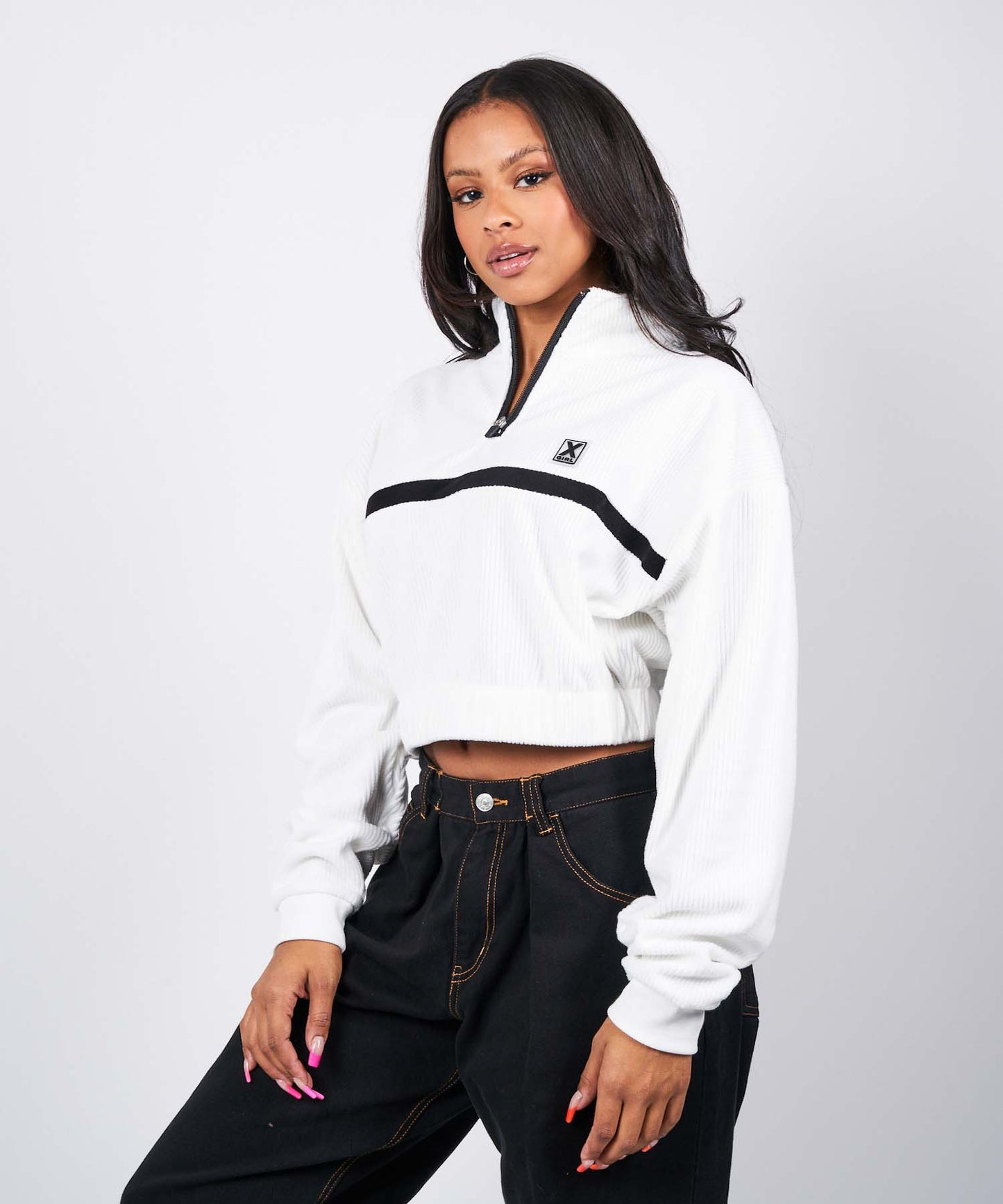 CONTRAST LINE CROPPED RIB TOP
