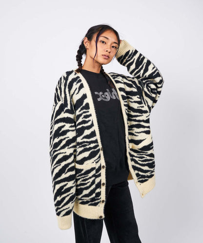 ZEBRA PATTERN OVERSIZED KNIT CARDIGAN